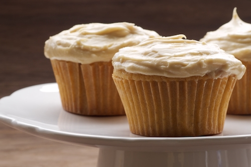 Brown Sugar Pound Cakes with Brown Sugar Cream Cheese Frosting | Bake or Break