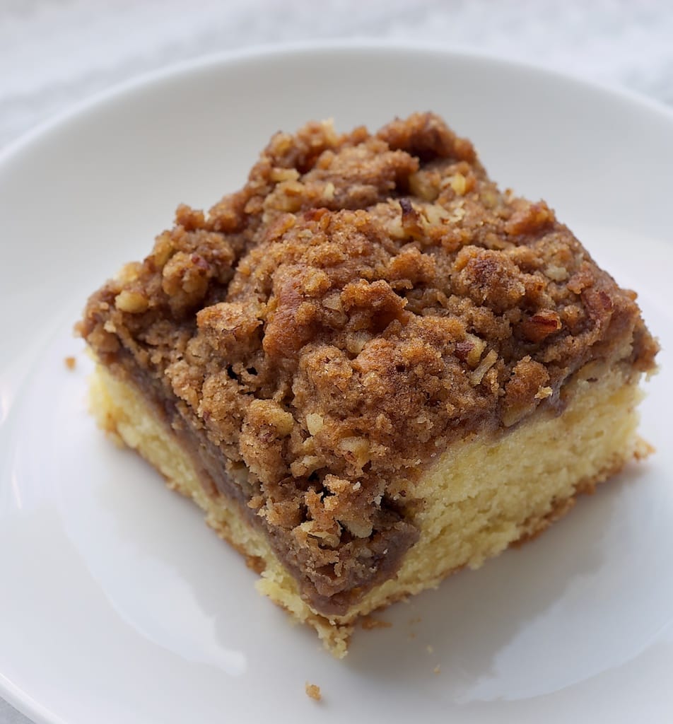 Traditional Cinnamon Walnut Coffee Cake Recipe Traditional Cinnamon Walnut Coffee Cake Recipe