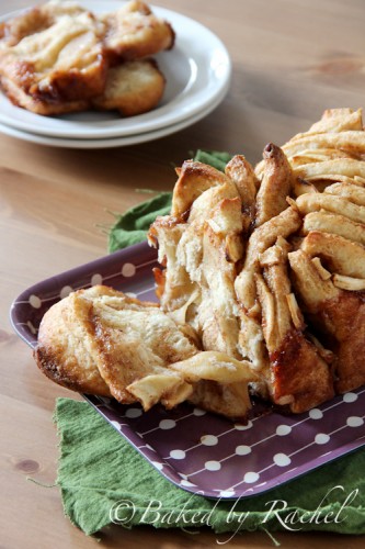 Apple Cinnamon Pull-Apart Bread