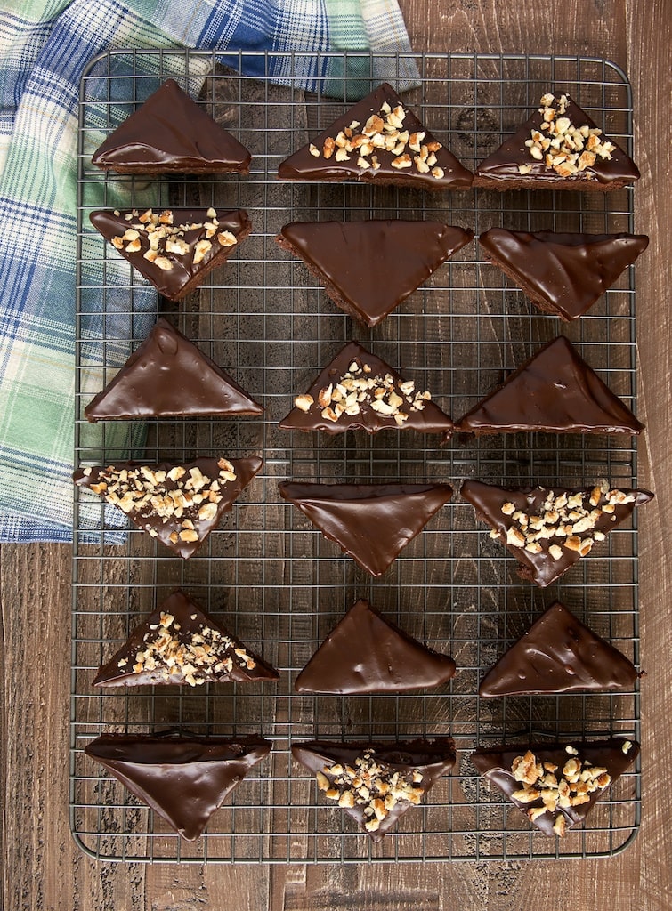 Chocolate lovers will adore these Chocolate Ganache Brownies. There's so much chocolate going on here! - Bake or Break