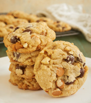 These sweet, nutty Butterscotch Peanut Chocolate Chip Cookies are such a crowd-pleaser. The combination of flavors is just perfect! - Bake or Break